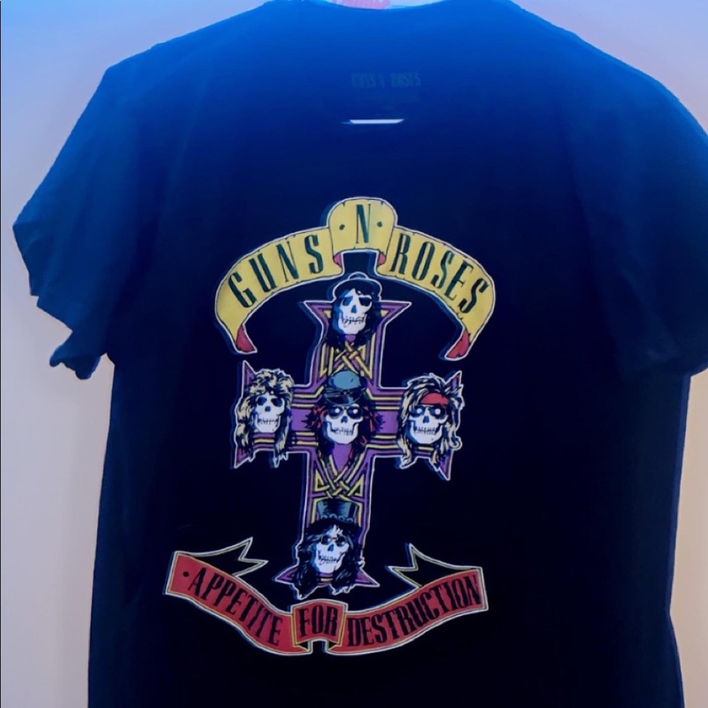Guns and roses T
